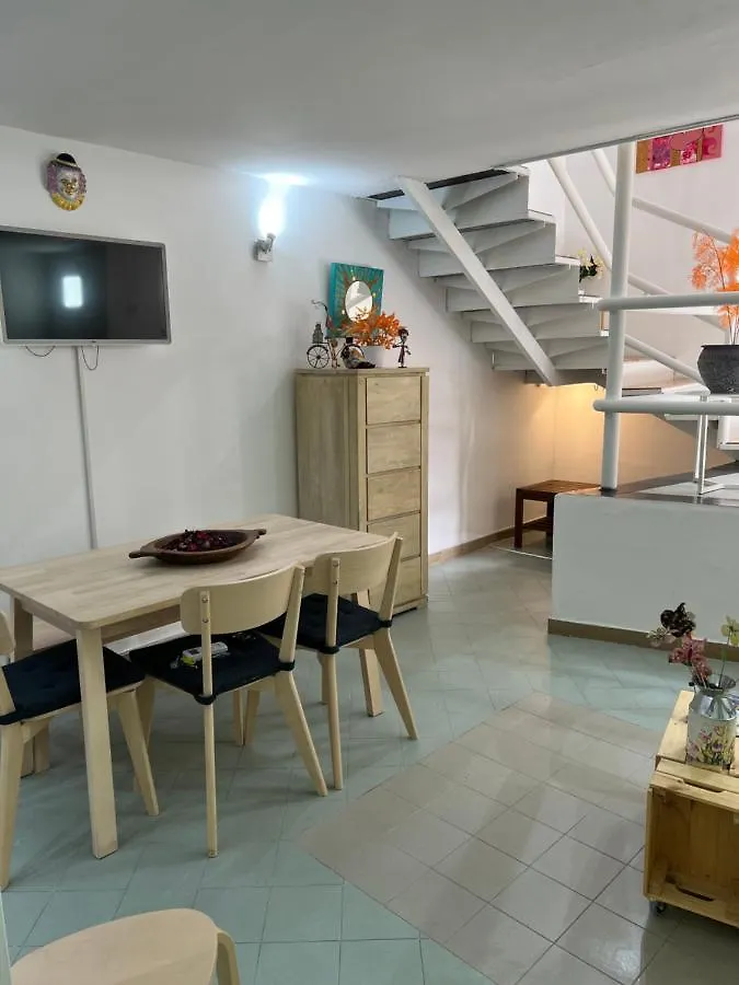 Holiday home Casa Annabella Napoli - Centro - Chiaia Sul Mare Villa